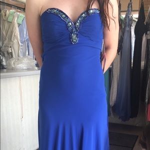 Blue prom dress